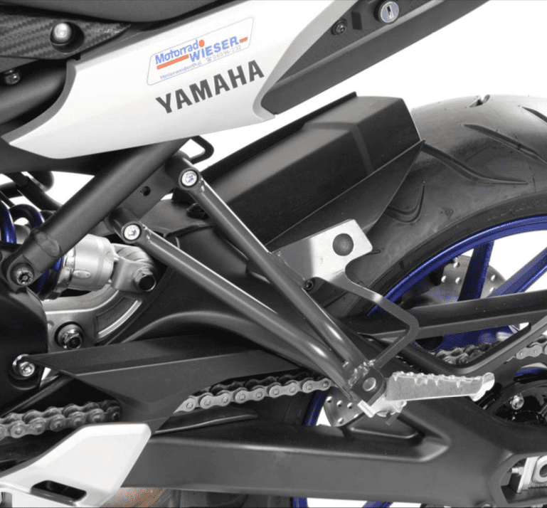 Pillion footrest lowering kit for Yamaha MT-09 Tracer ABS (2015-2017)