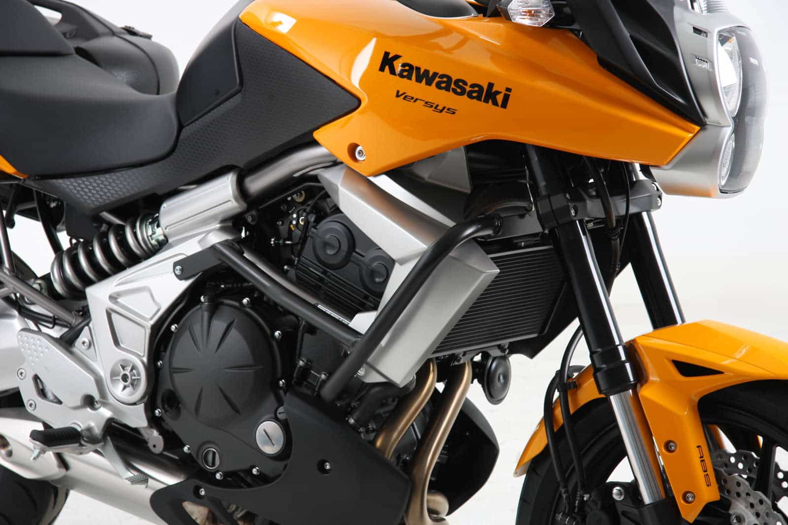 Engine protection bar black for Kawasaki Versys 650 (2010-2014)